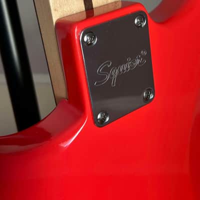 Squier Bullet Stratocaster HT - Fiesta Red image 8