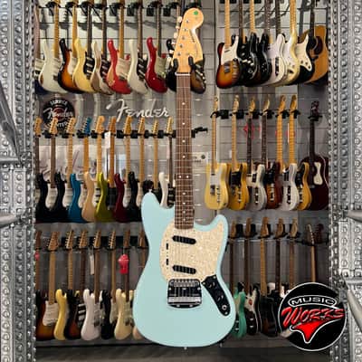 Fender   Traditional Ii 60 S Mustang Mij Japan image 2