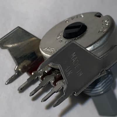 Vox AC15TB and AC30TB (Korg/Marshall) Omeg Pots UK Made OEM Replacement. image 6