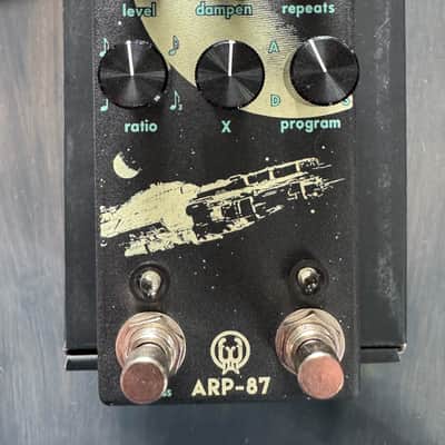 Walrus Audio ARP-87 Multi Function Delay 2017 - Present Black image 1