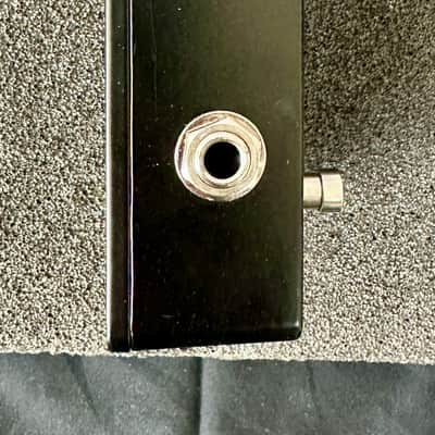 Acorn Amplifiers TMA-1 Fuzz Pedal - Black image 4