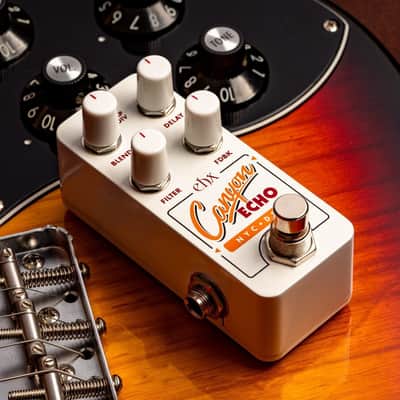 Electro Harmonix Pico Canyon Echo Delay Guitar Effects Pedal image 5