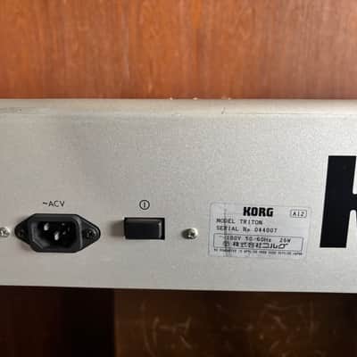 Korg Triton 61 key Music Workstation / Sampler image 10