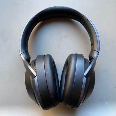 Sony WH-1000XM2 Wireless Noise Canceling Headphones image 5