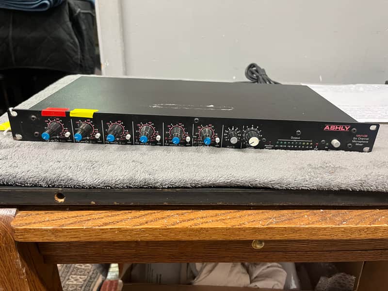 Ashly MM106 6-Channel Microphone Mixer Black image 1