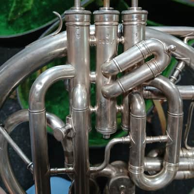 Vintage J.W. York Horn 1913-1914 - Silver image 2