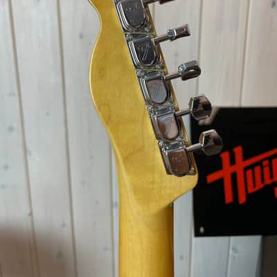 Fender AV II American Vintage '77 Telecaster Custom MN 2023 - Wine High Gloss image 8