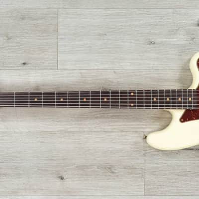 Fender Custom Shop Bass VI Journeyman Relic Guitar, Rosewood, Vintage White image 7