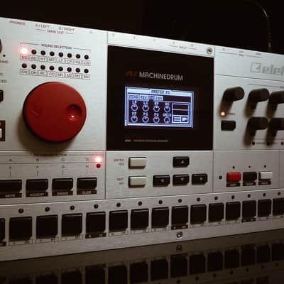 LED Display Upgrade - Elektron Machinedrum / Monomachine (White on Black) Custom Graphic Display ! image 2