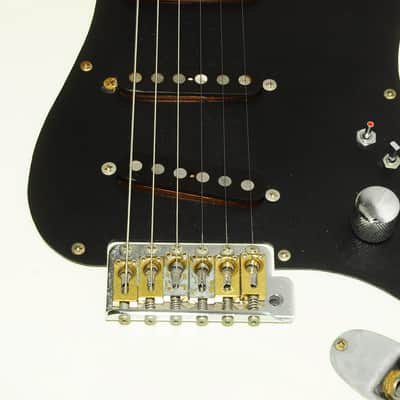 Fernandes the Revival Custom body 1980's Electric Guitar w/hard case Ref. No 5354 image 5