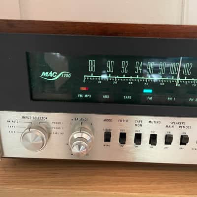 McIntosh 1700 Receiver mid-70s - Walnut image 2