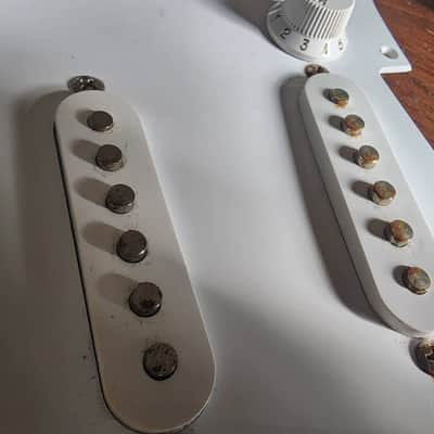 Squier loaded strat pickguard assembly SSS 2000s - white image 6