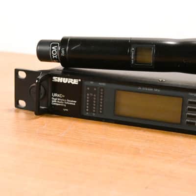 Shure UR4D+ Dual Wireless Receiver with UR2/BETA58A Mic Pair - J5 Band CG01Z1J image 4