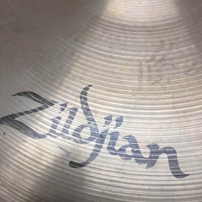 Zildjian 18" A Series Medium Ride Cymbal 1982 - 2005 - Traditional image 6