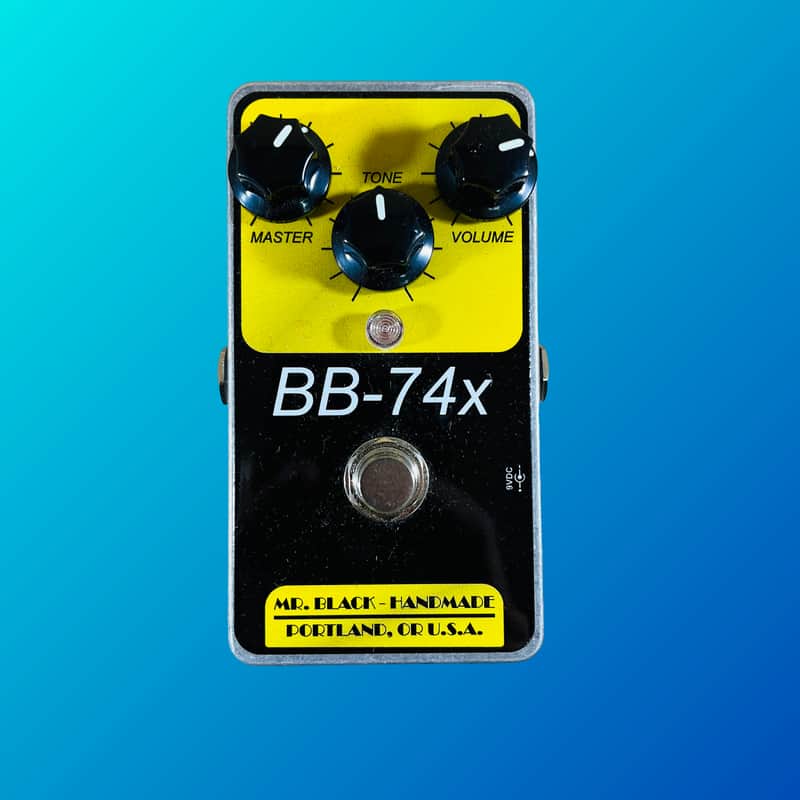 Mr. Black BB-74x Distortion Bild 1