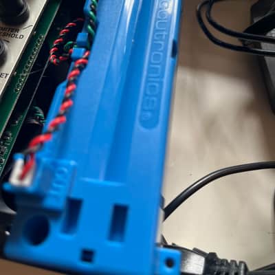 Intellijel Springray Spring Reverb Eurorack Module (with 2 spring tanks) image 4