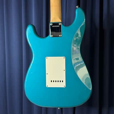 Fernandes Strat Copy - Teal image 13