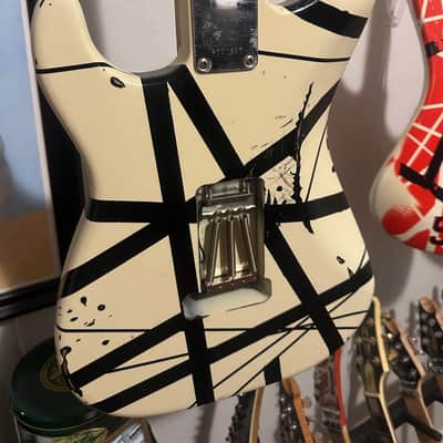 Frankenstrat/Frankenstein Black and White Replica Custom - Amateur image 3