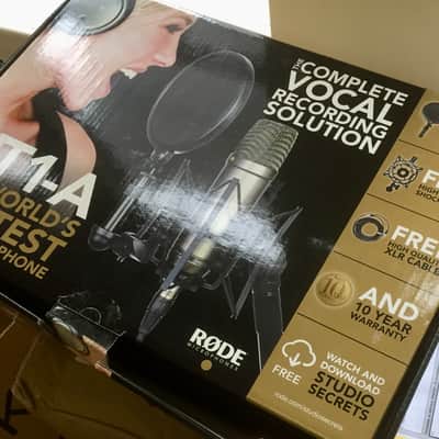 RODE NT1-A kit c/w shock-mount and Pop Filter 2018 - Gold image 2