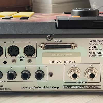 Immagine Akai MPC2000XL SE1 + Synthax SynDrive SCSI 100MB Zip/CD-Rom - 5