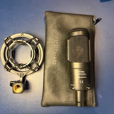 Audio-Technica AT2050 Large Diaphragm Multipattern Condenser Microphone 2010s Black image 2