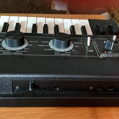 Korg microKORG XL+ 37-key analog-modeling synthesizer vocoder synth Excellent Condition + New Gooseneck Microphone image 6