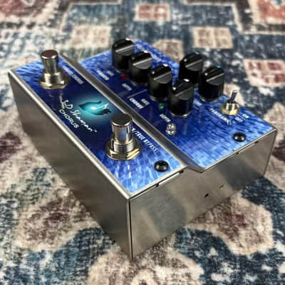 Rivera 3D Shaman Chorus / Vibrato Guitar Effect Pedal! image 3