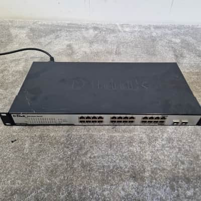 D-Link DGS-1224T - 24-Port Gigabit Smart Switch - Good image 2