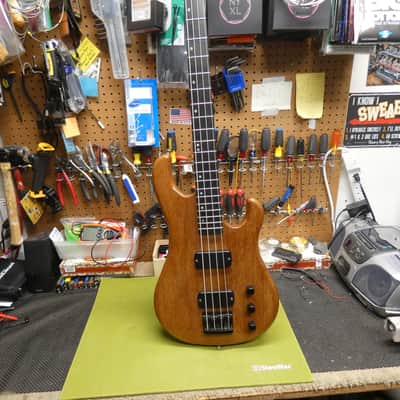 Gibson Bass IV 1987 - Natural Mahogany image 2