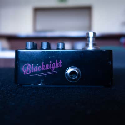 Mooer 009 Blacknight Micro Preamp 2010s - Black/Red image 2