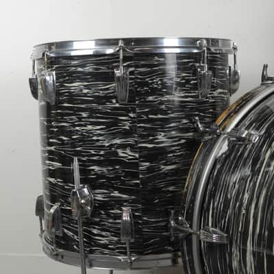 1970s Ludwig Oyster Black Pearl 14x22 8x12 16x16 Drum Set image 3