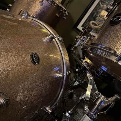 DW Performance Series 8x10 / 9x12 / 14x16 / 18x22 / 6.5x14” 5pc Shell Pack image 4