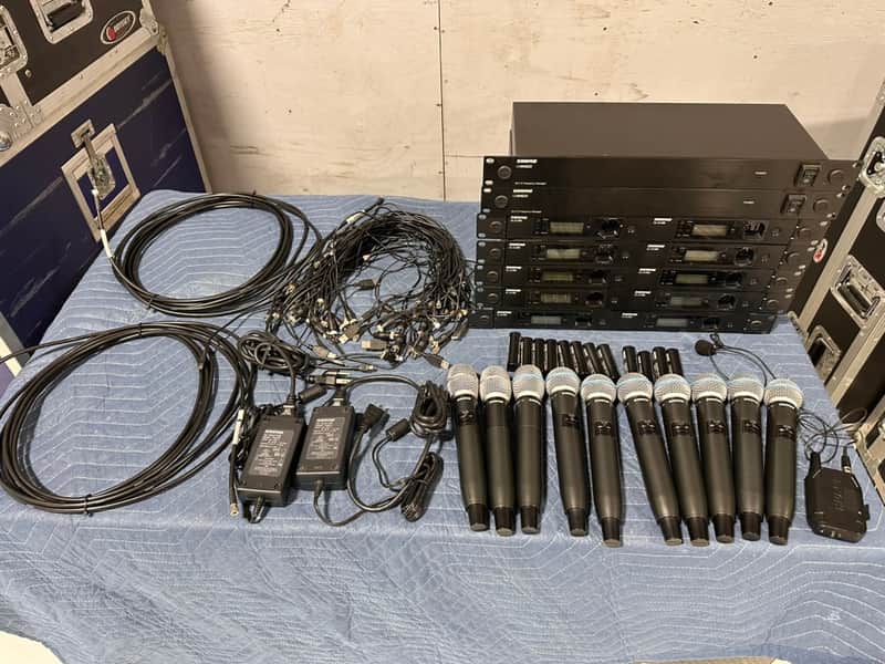 Shure GLX-D Complete 10-Channel Digital Wireless Microphone System B58/B87 image 1