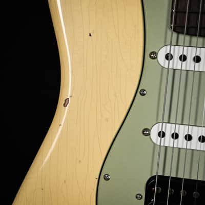 Fender Custom Shop Deluxe Stratocaster w/ Seymour Duncan SH4B Humbucker, Relic/ Closet Classic Hardware- Aged Vintage White 2026 (R148062) image 12