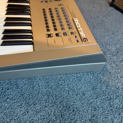 Yamaha Motif 6 Production Synthesizer 2000s - Gray image 6