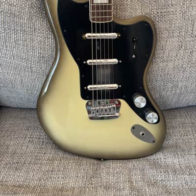 Squier Vintage Modified Baritone Jazzmaster with Rosewood Fretboard 2015 - 2017 - Antigua image 3