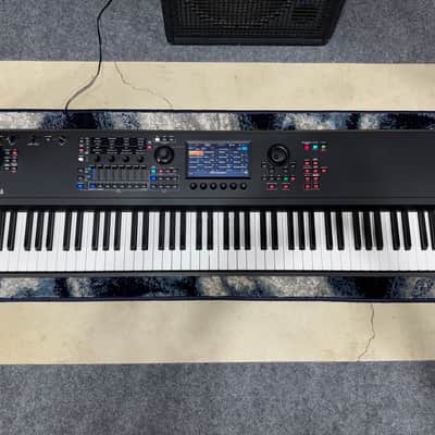 Yamaha MODX M8 88-Key Synthesizer