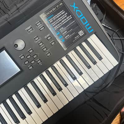 Yamaha MODX6 61 Key 16 Voice Synthesizer image 3