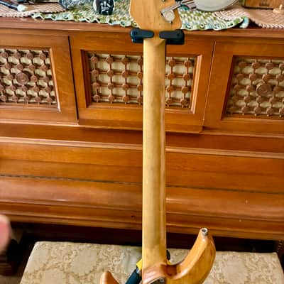 Yamaha Fretless Bass 1991 - Natural image 6