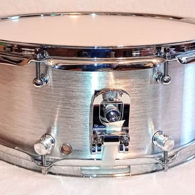 YAMAHA MAPLE MOD SHELL W/ VIDEO CUSTOMIZED SNARE DRUM - BRUSHED ALUMINUM WRAP-FREE SHIP TO C-USA! image 5