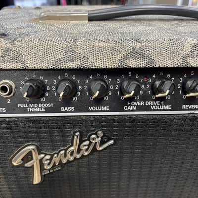 Vintage Fender Champ 12 Tube Guitar Amp Amplifier 1980's Snakeskin Just Serviced image 3