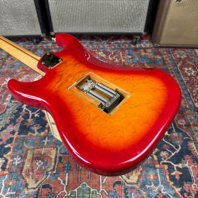 1989 Fender Pro Feel Stratocaster Model STR-75 w/Floyd Rose MIJ Fujigen w/Hard Case image 16