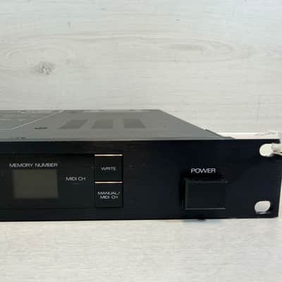 Roland DEP-3 Vintage Digital Reverb Delay Effects Processor 1U Rack - Japan 1987–1992 image 2