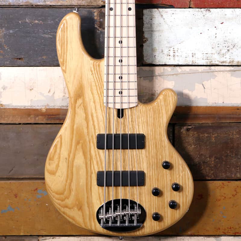 中古・美品 Lakland Skyline 55-01 (USA仕様) Lakland Skyline 55-01