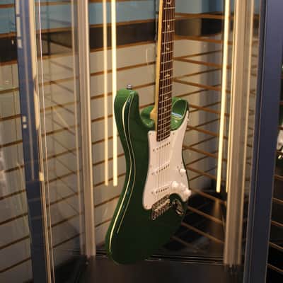 PRS SE Silver Sky 2025 - Present - Laurel Green image 1
