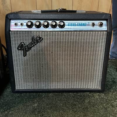 Fender Vibro Champ Guitar Amplifier (Pre-Owned) image 1