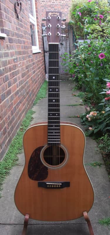 Martin D-28