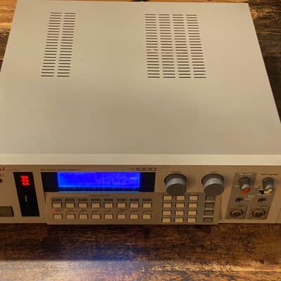 Akai S1000 Sampler - AES, SCSI, USB, new Display, new PSU