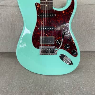 Fender Stratocaster 2010s - Surf Green, Rosewood Fingerboard image 2