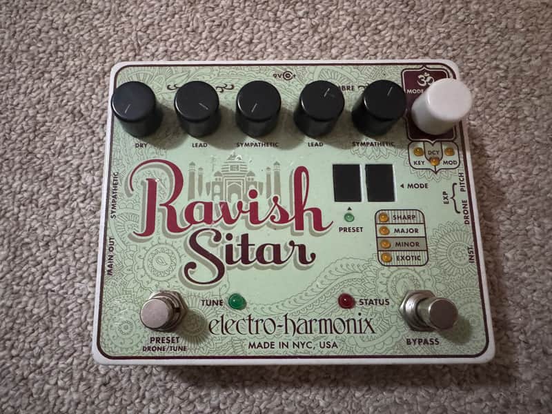 Electro-Harmonix Ravish Sitar Sitar Emulator 2011 - Present - Green / Red image 1